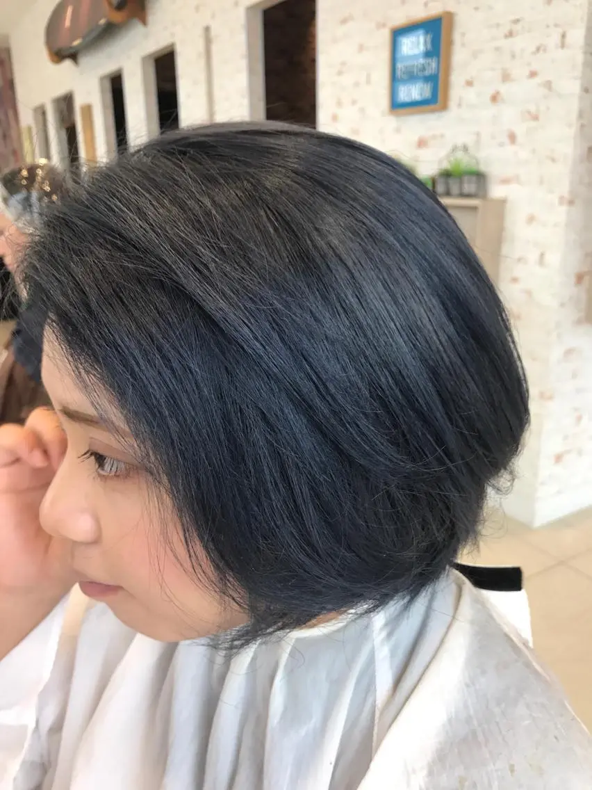 カラー ブルーカラー ブルージュ 川畑 ゆうたのヘアスタイル