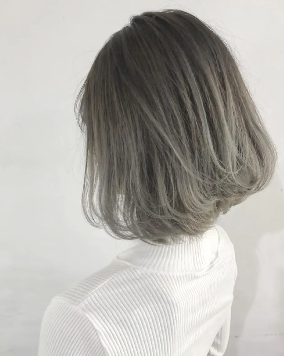 ショート カラー siesta by amble luxeのヘアスタイル