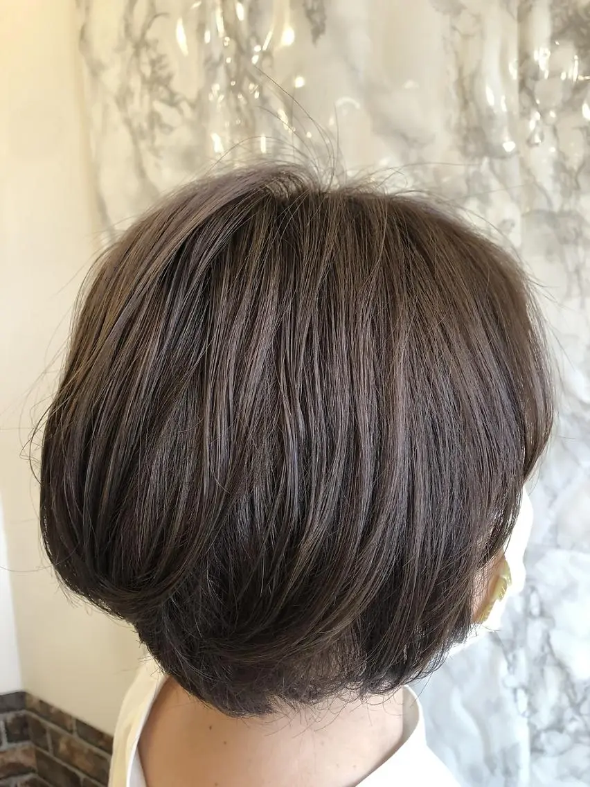 ショート ボブ カット パーマ トリートメント 髪質改善美容師🐥 艶だし職人/薄野大輔のヘアスタイル