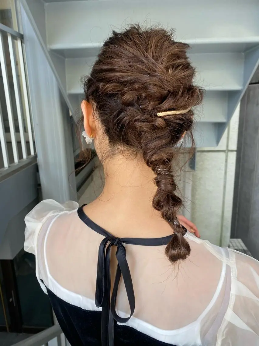ヘアアレンジ ari/ヘアセット レイヤーカット✂︎のヘアスタイル