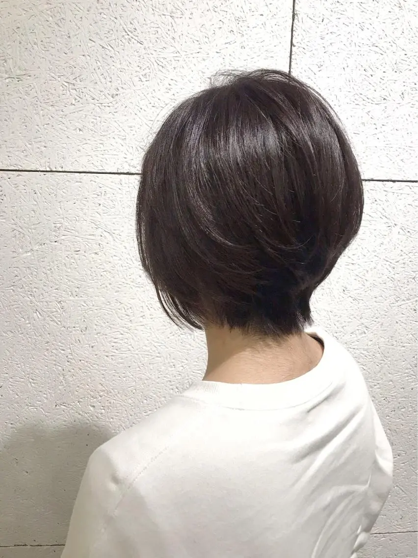 ショート カラー ネイル ショートヘア ショートネイル カット トリートメント 中山 天地のヘアスタイル