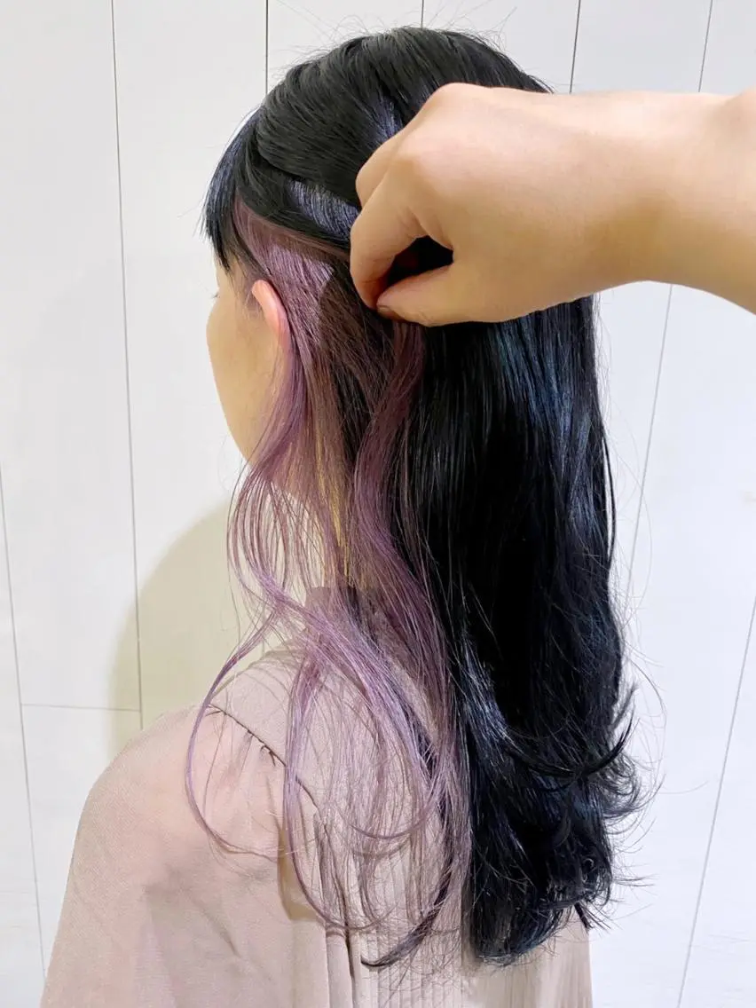 ロング ヘアアレンジ カラー パーマ ラベンダーカラー ラベンダーグレー ITbyALBUM 松戸のヘアスタイル
