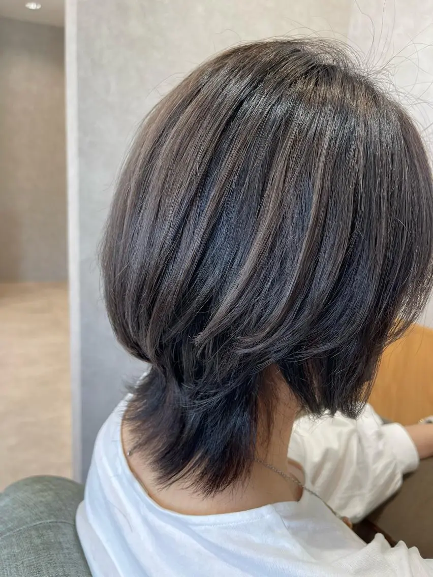 ミディアム カラー 三林 紘土のヘアスタイル