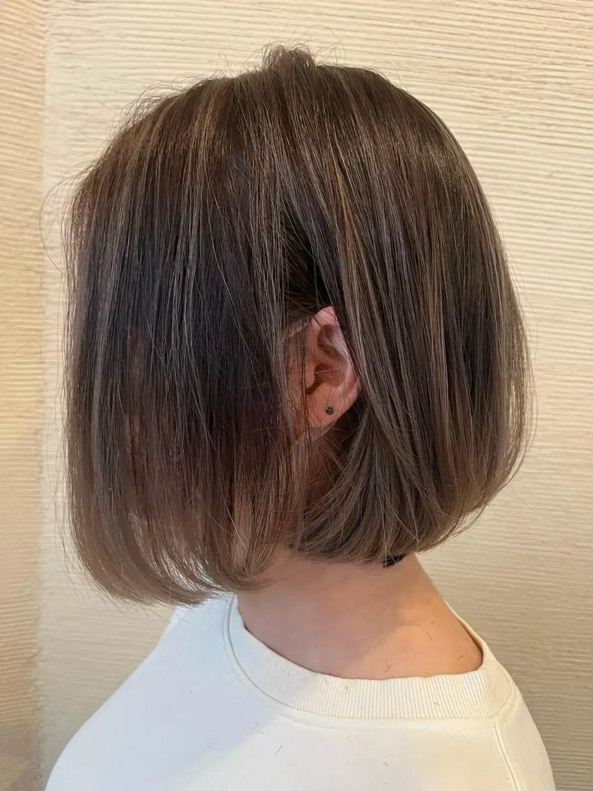 ショート カット ヘアカラー 小塚 レイヤー/ボブ /韓国ヘア/ブリーチのヘアスタイル