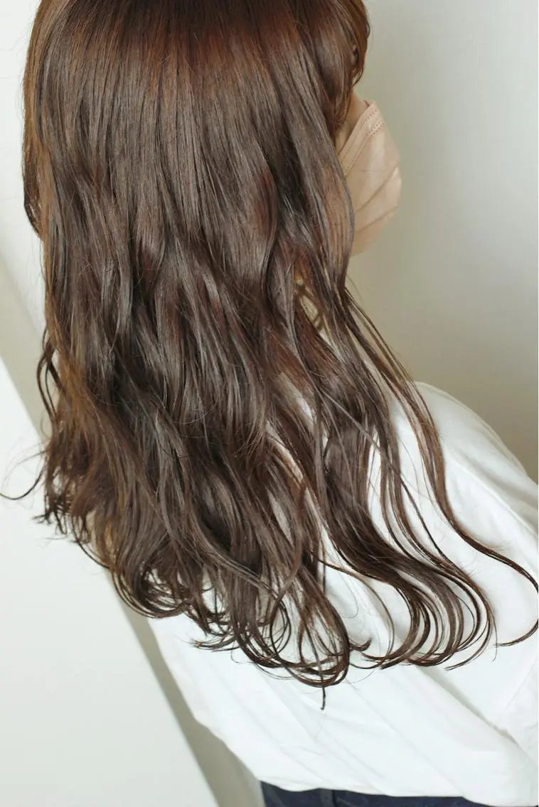 ロング カラー ブリーチ ブラウンカラー ブリーチなしカラー オレンジ オレンジブラウン カット ヘアカラー 土居 正季のヘアスタイル