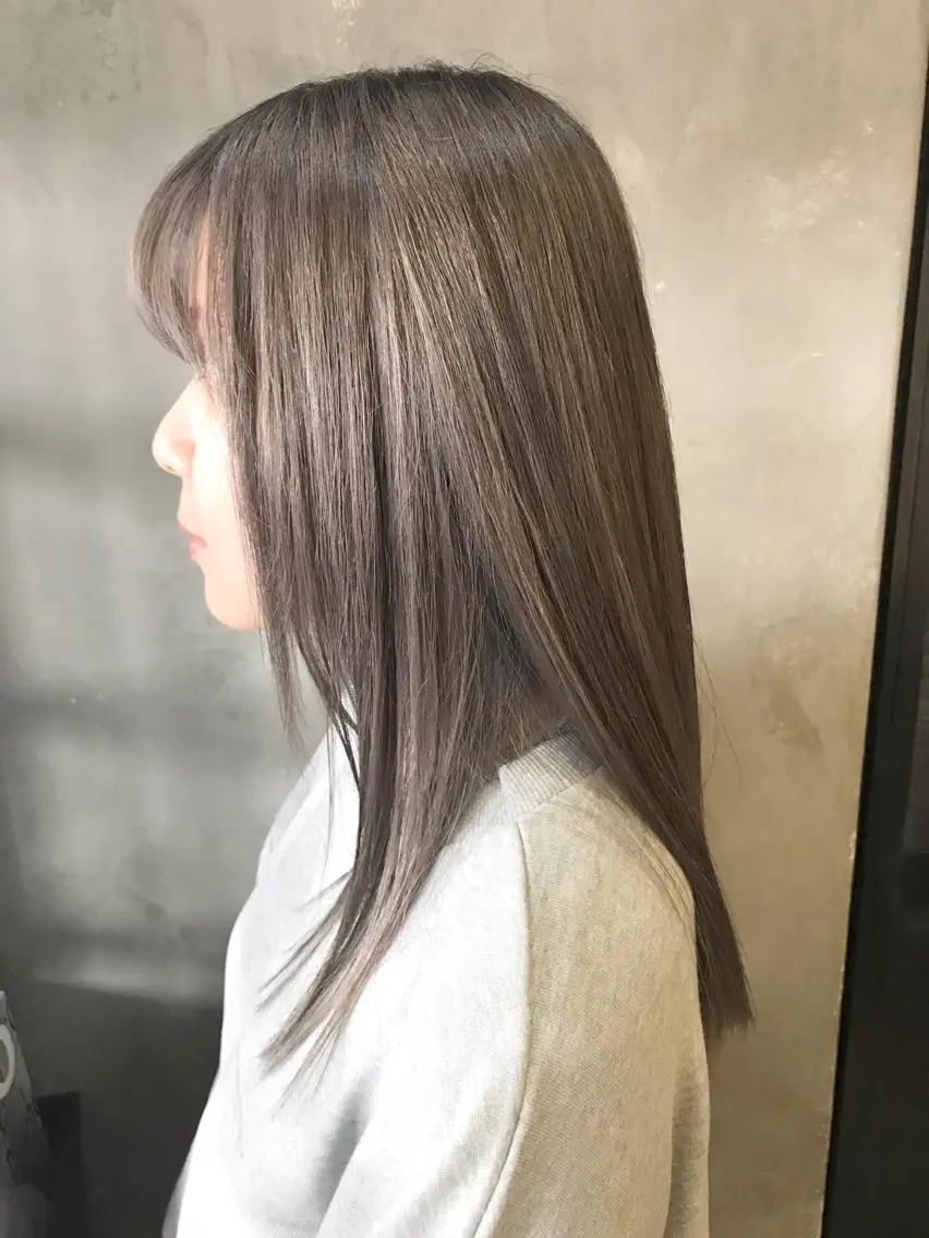 セミロング アッシュ ショート・ボブ ・ウルフ✂︎IMAIのヘアスタイル