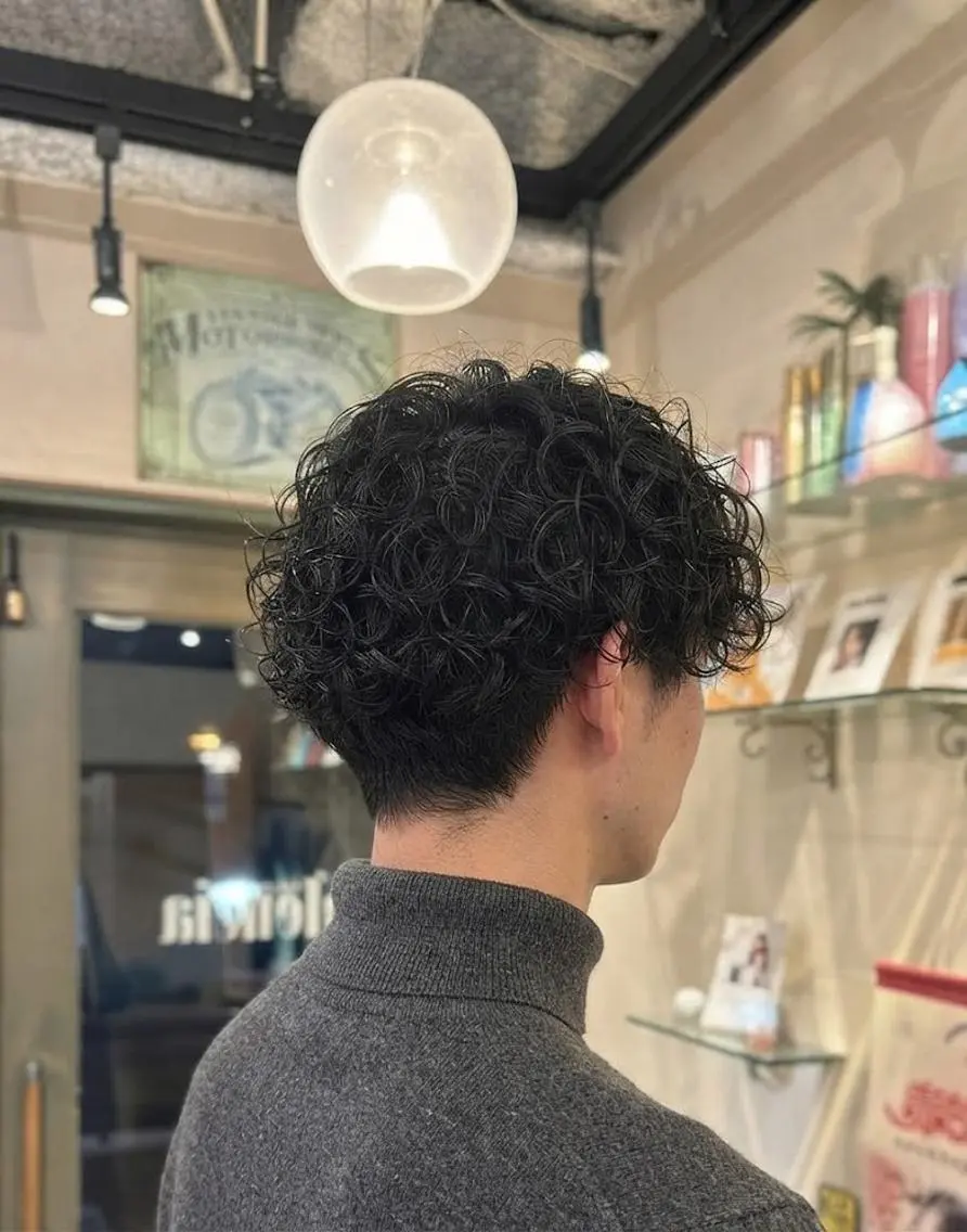 パーマ ショート スパイラルパーマ カット パーマ トリートメント ヘッドスパ flencia 丸 和博|カットのヘアスタイル