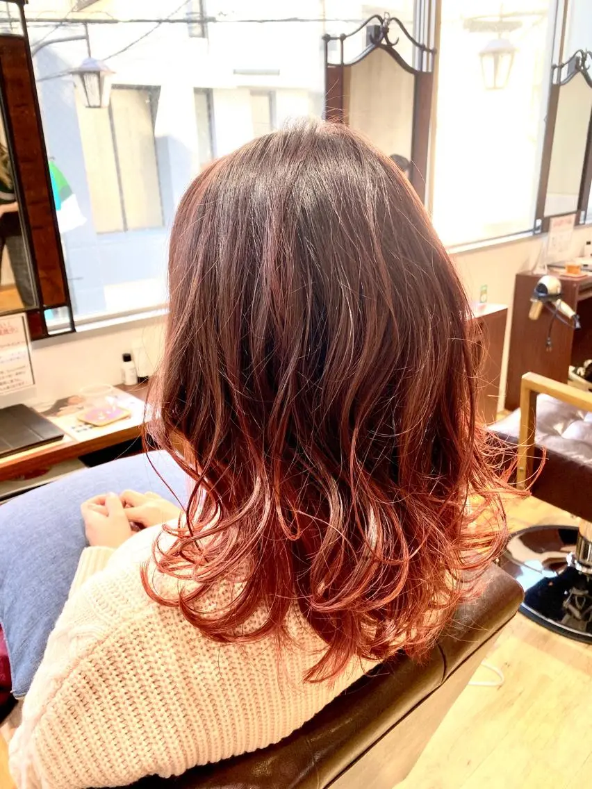 ミディアム カラー グラデーションカラー ピンクカラー ヘアカラー トリートメント Kazu .Kのヘアスタイル