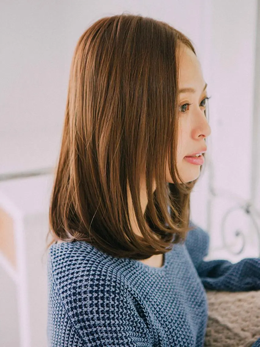 セミロング カラー セミロングパーマ くせ毛 かきあげバング 縮毛矯正 カット ヘアカラー トリートメント 福島 浩司のヘアスタイル