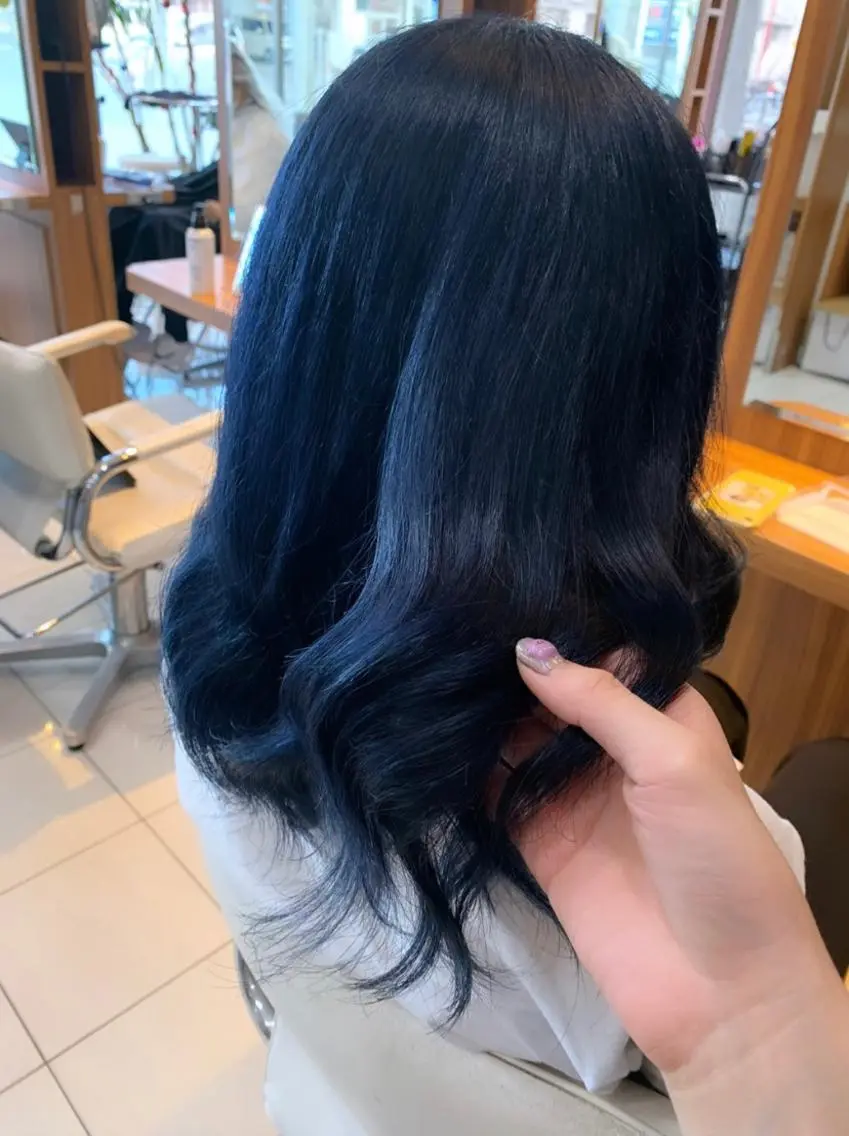 セミロング カラー 脱白髪染め美容師 竹内涼乃のヘアスタイル