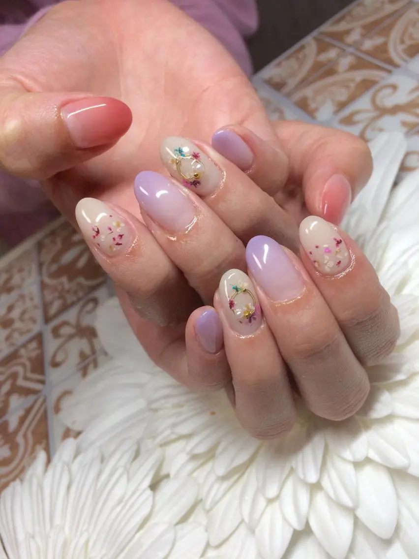 ネイル 春ネイル ハンドネイル Nailsalon E's cafeのネイルデザイン