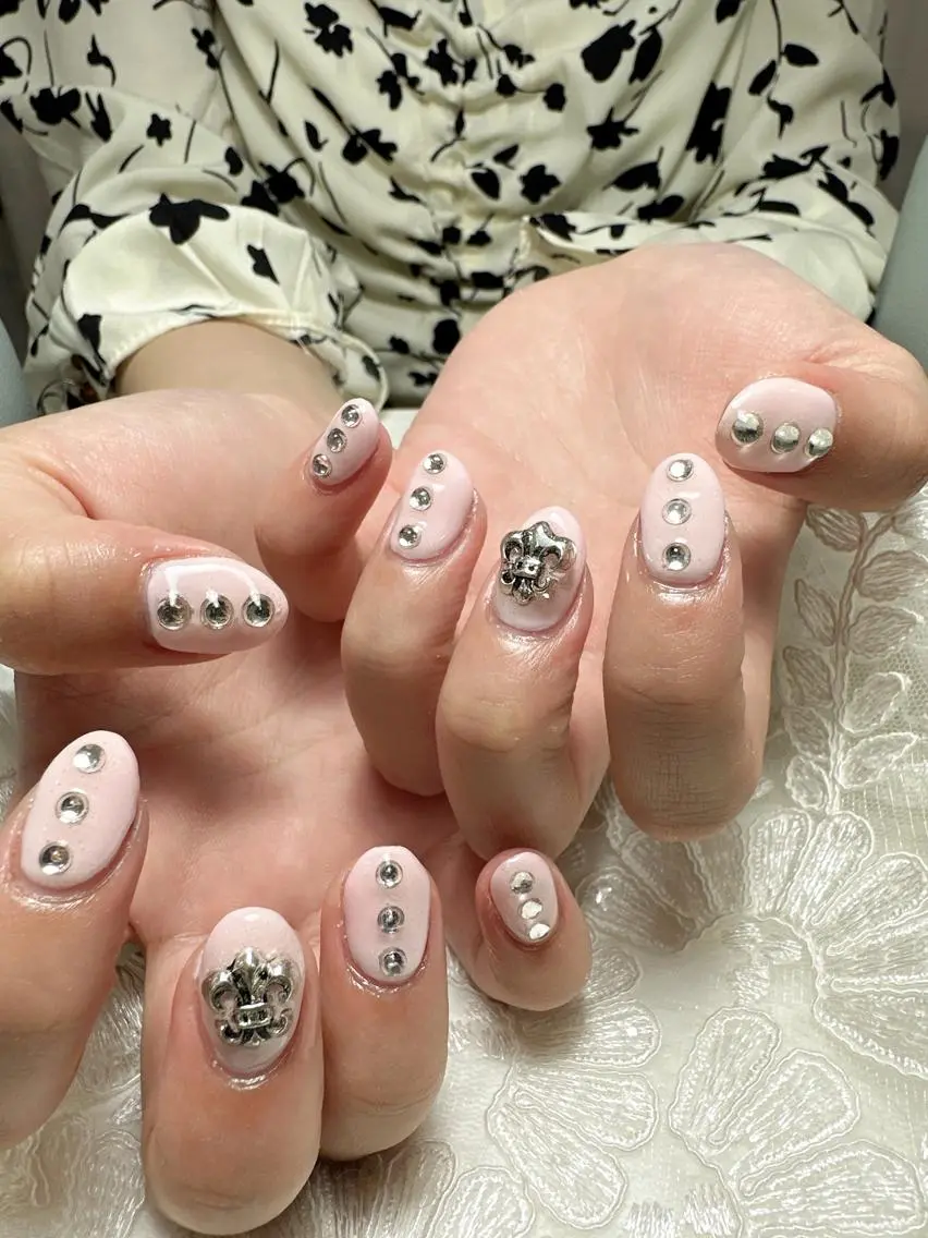 ネイル ハンドネイル Max nail&eyeのネイルデザイン