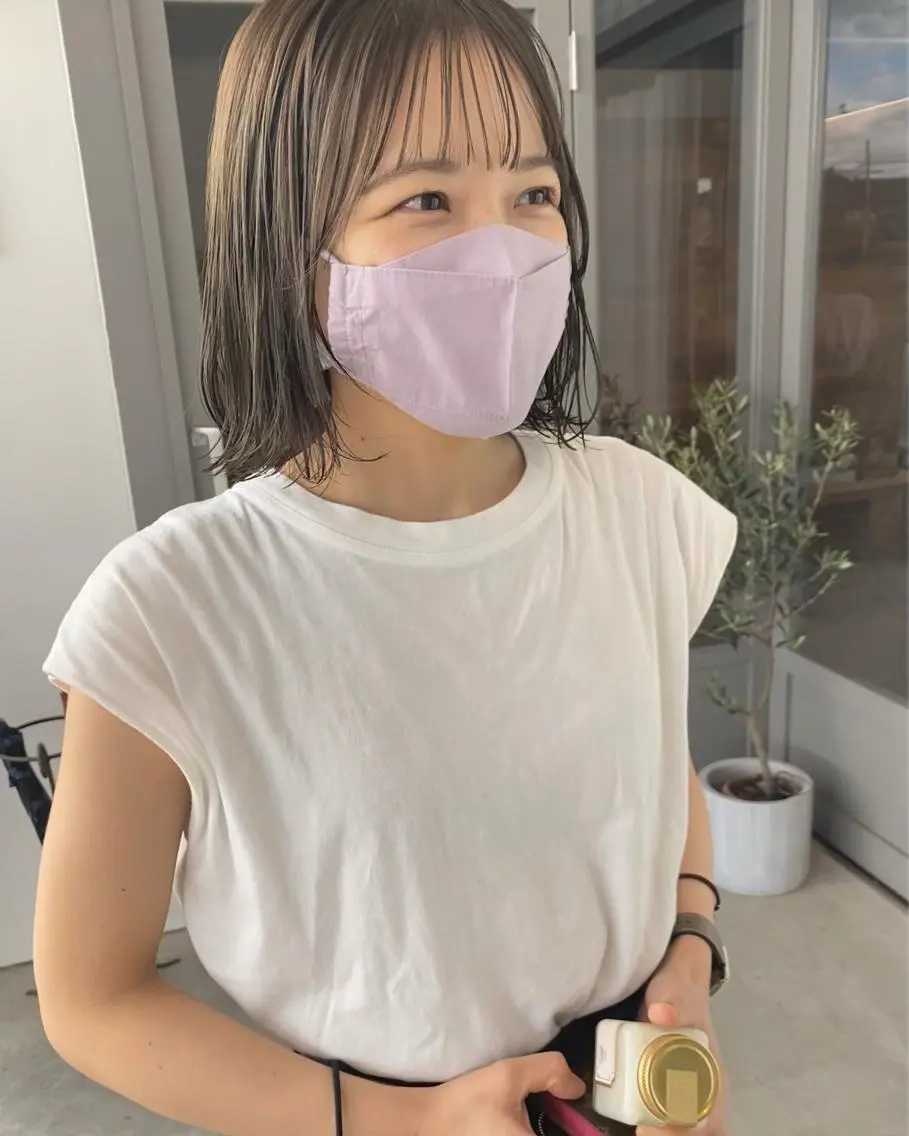 ショート カラー オリーブカラー ボブ 塚原 安優のヘアスタイル