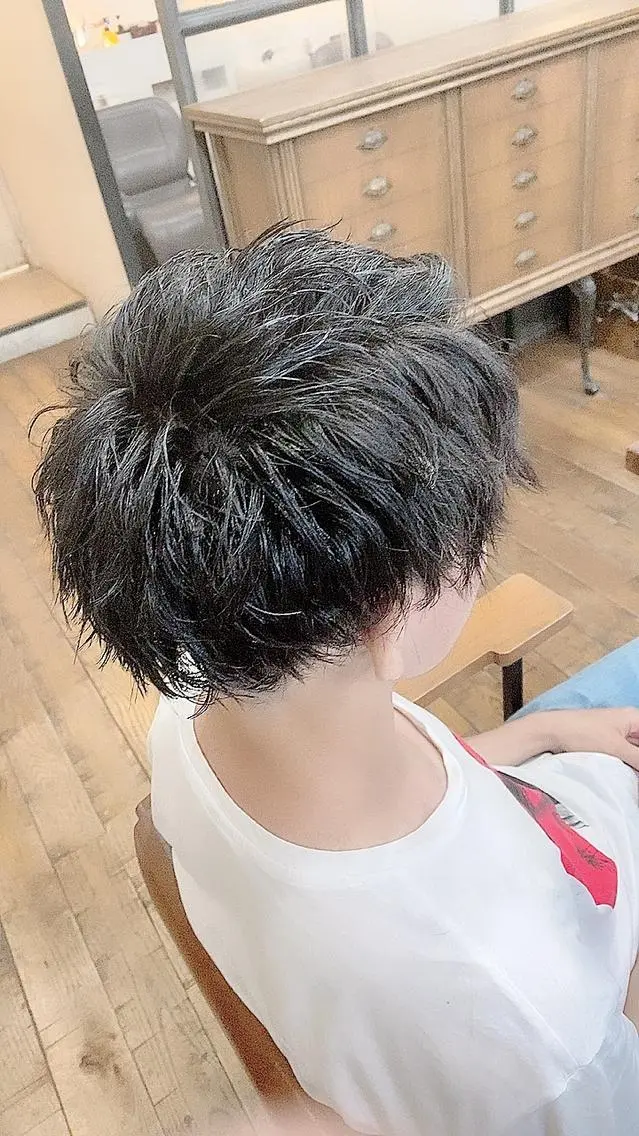 パーマ メンズ アップバング マッシュ メンズパーマ メンズツイストパーマ ツイストパーマ 國分 伸也のヘアスタイル