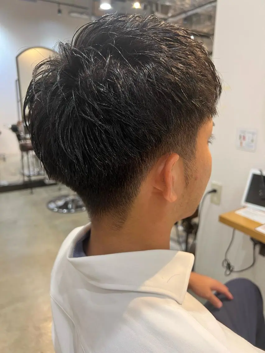 メンズ ツーブロック beleefric 🩵チセのヘアスタイル