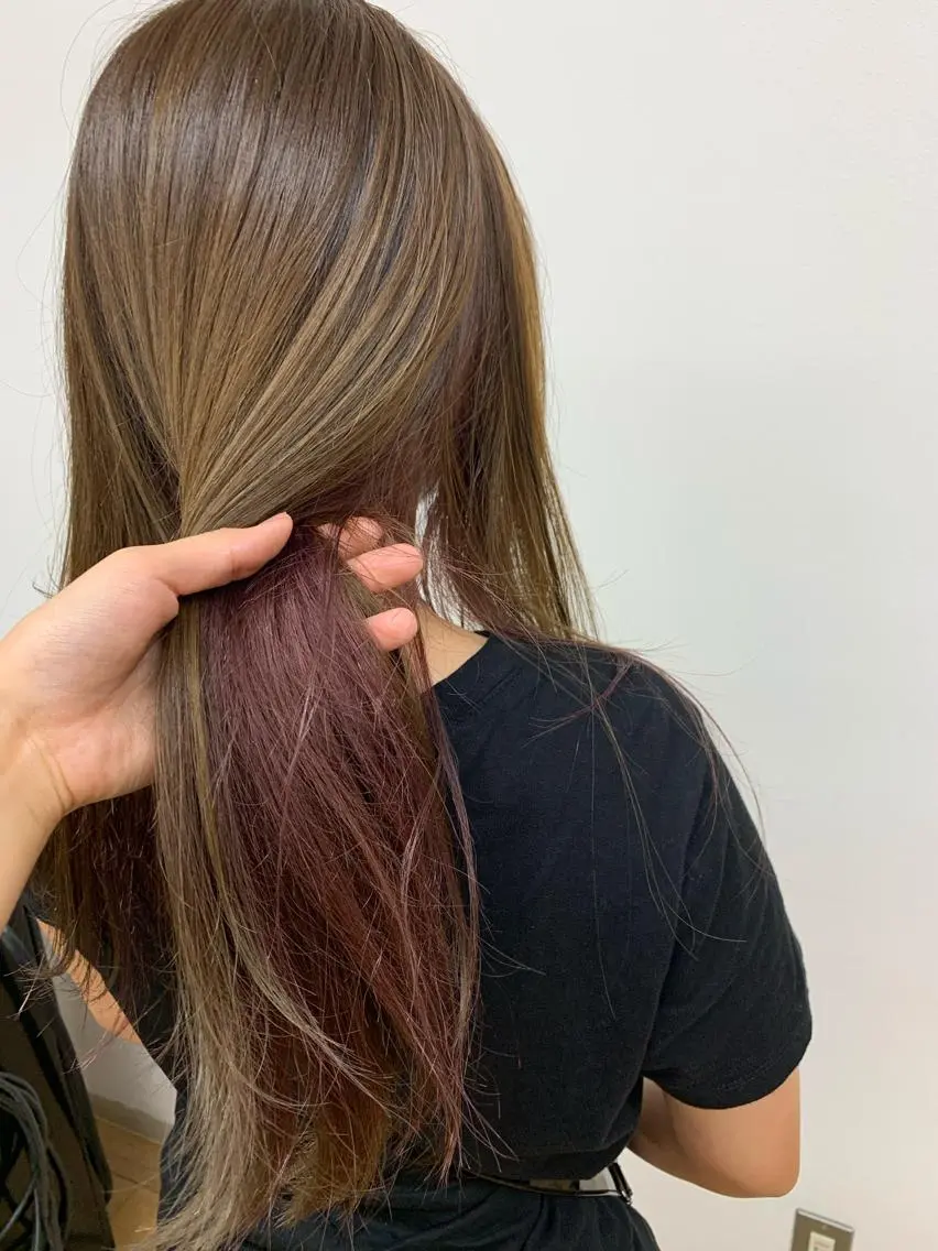 ロング カラー ブリーチ カット ヘアカラー トリートメント 大平 京佳のヘアスタイル