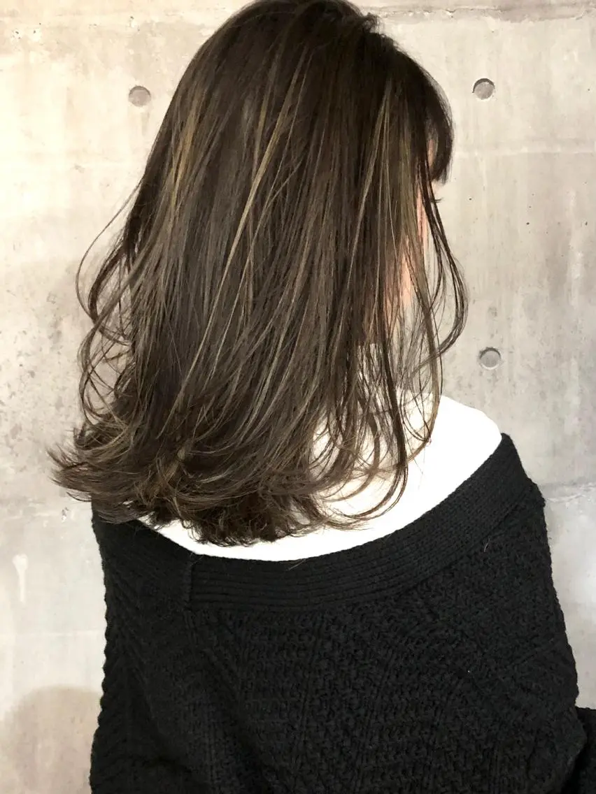 ロング カラー カット ヘアカラー トリートメント 井坂 弘人のヘアスタイル