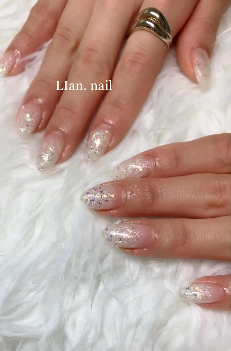 ネイル グラデーション ホワイト Lian nailのネイルデザイン