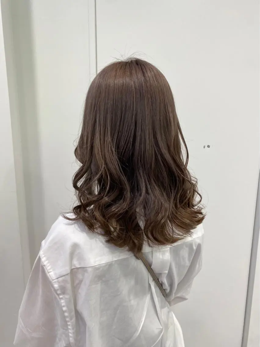 セミロング カラー ブリーチなし暖色 💗AKARI💗のヘアスタイル