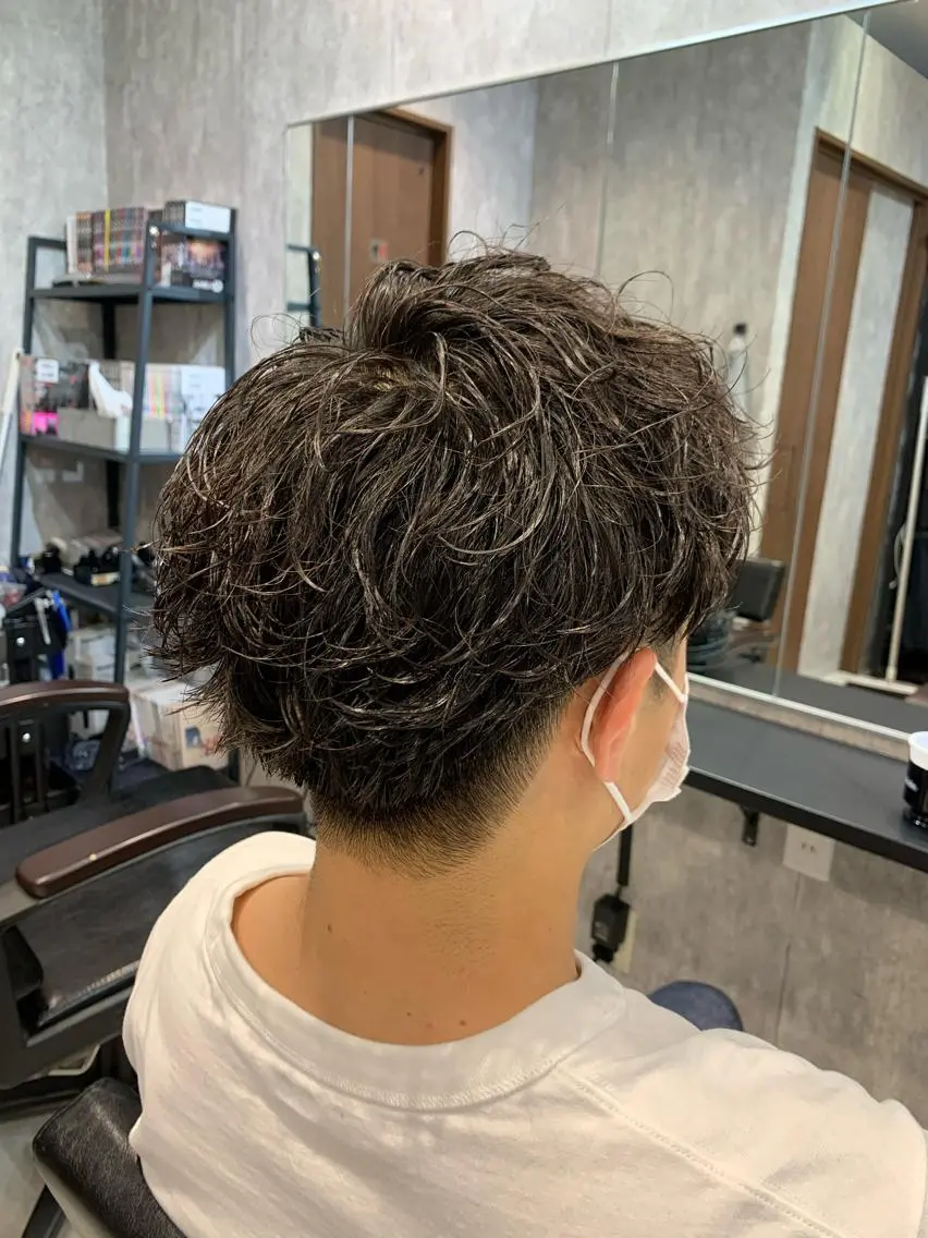 ショート パーマ メンズ メンズパーマ スパイラルパーマ メンズ支持数No.1 👑リュウ👑のヘアスタイル