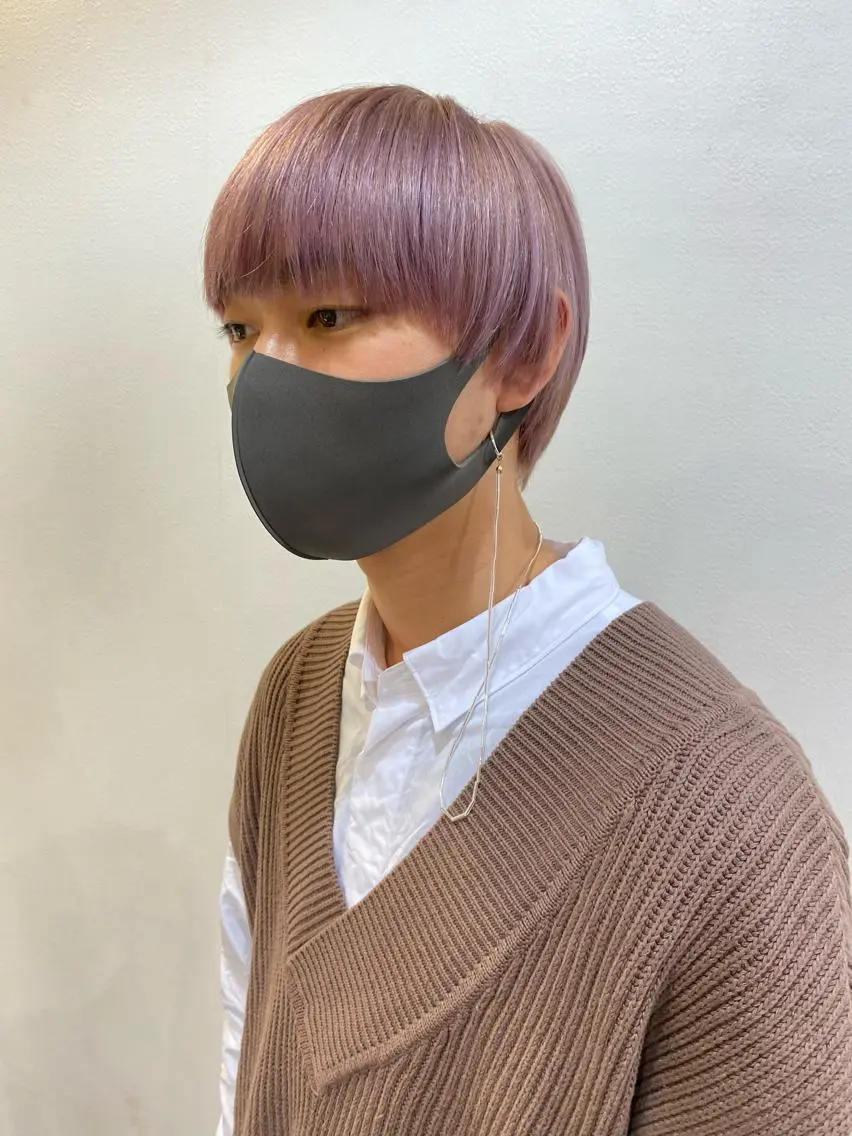 ショート カラー ヘアアレンジ ピンクカラー パープルカラー 美髪矯正 韓国レイヤーのヘアスタイル