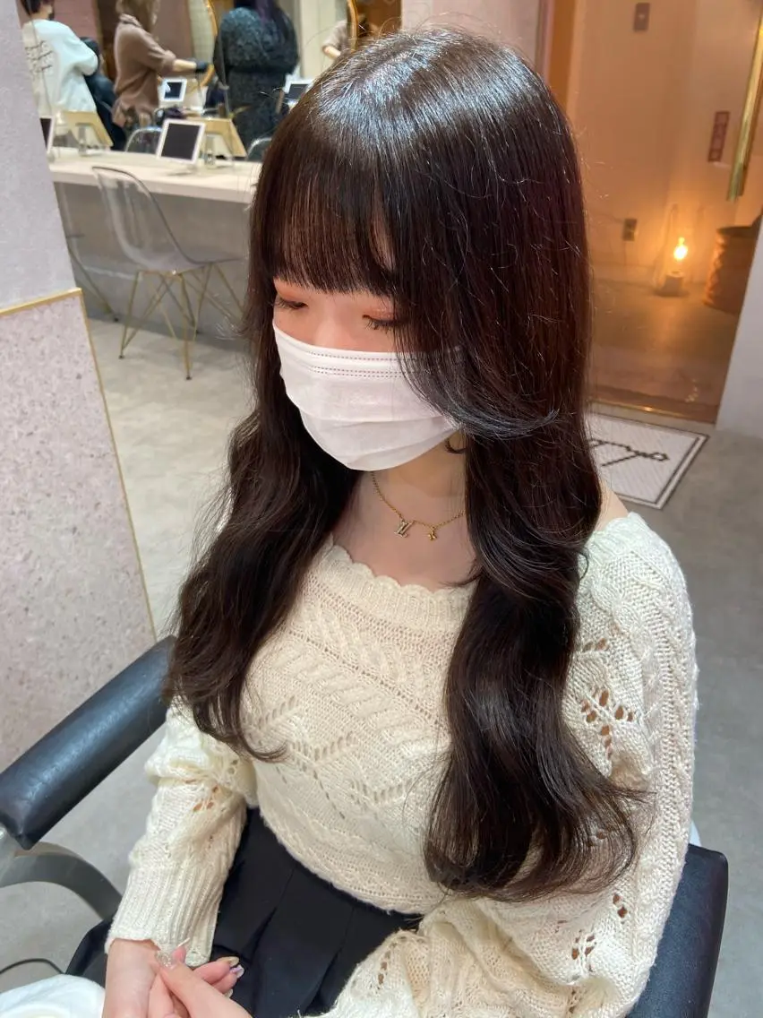 ロング シールエクステ くびれヘア エクステ 韓国風ヘア 新宿/韓国ヘア 中明度カラー/かやのヘアスタイル