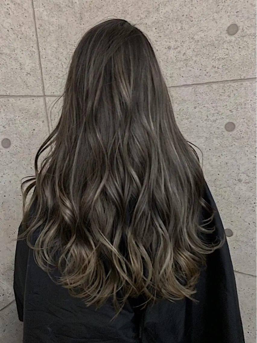 ロング カラー ヘアアレンジ バレイヤージュ ブリーチ ケアブリーチ ケアカラー グラデーションカラー ヘアカラー トリートメント ✨ハイクオリティ✨ 山本香也のヘアスタイル