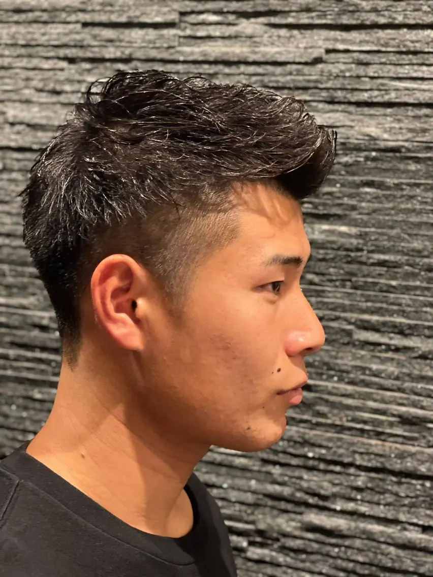 ミディアム ヘアアレンジ 深夜23時まで営業 OR BARBERのヘアスタイル