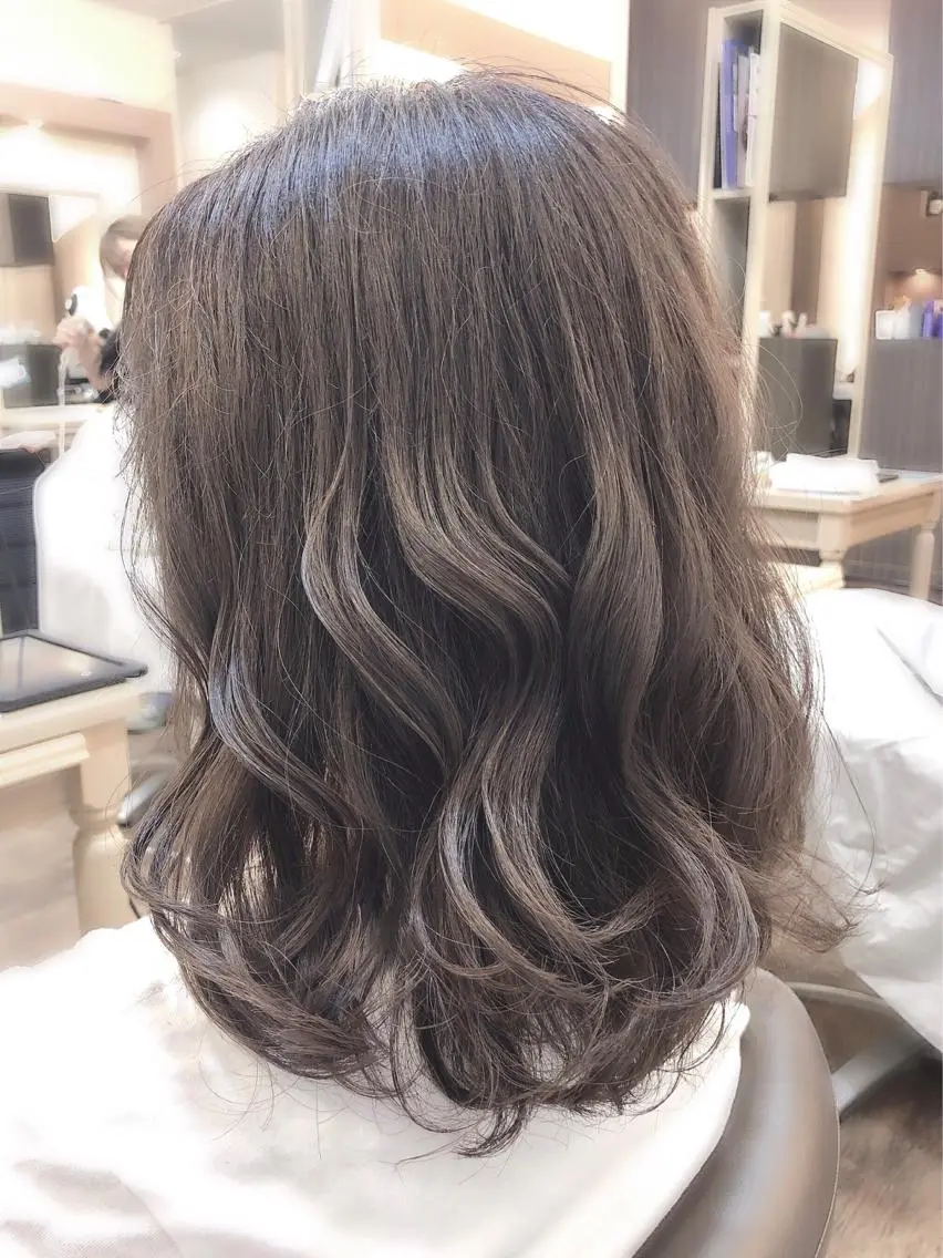 ミディアム カラー ヘアカラー 尚平 40代からの 髪質改善専門のその他イメージ
