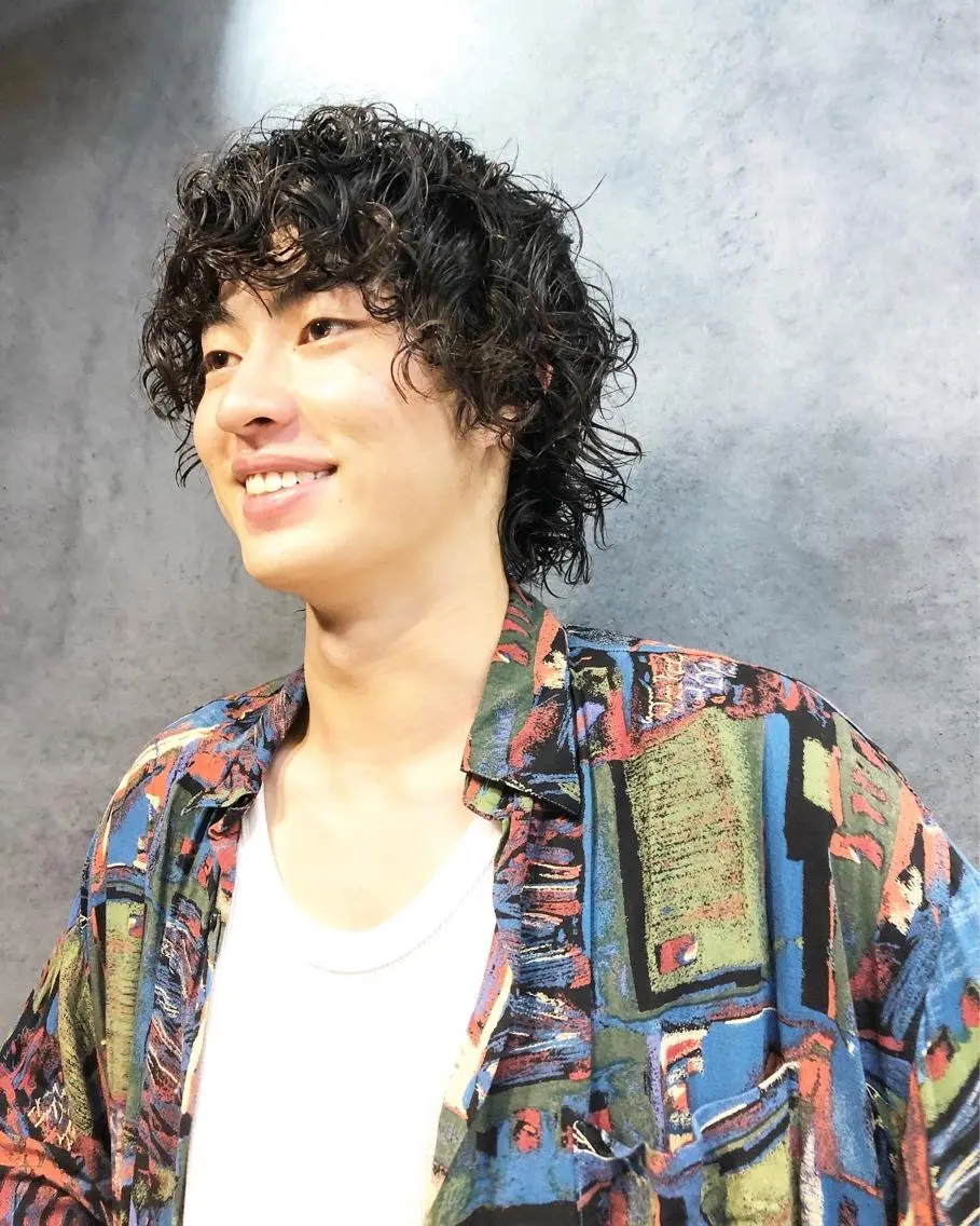 パーマ ヘアアレンジ メンズ カット パーマ トリートメント ヘアセット メンズ特化✂️栗原 侑也のヘアスタイル
