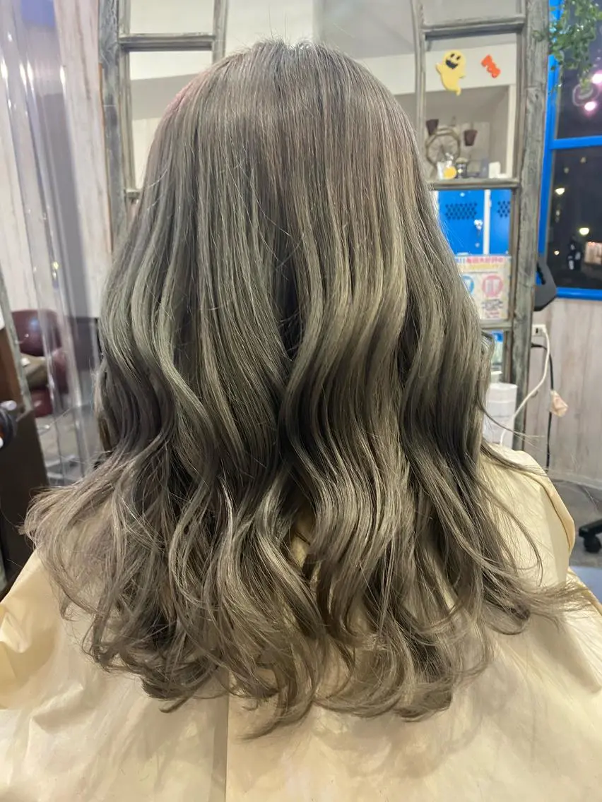 セミロング カラー ヘアアレンジ くせ毛多毛特化 高橋　淳のヘアスタイル