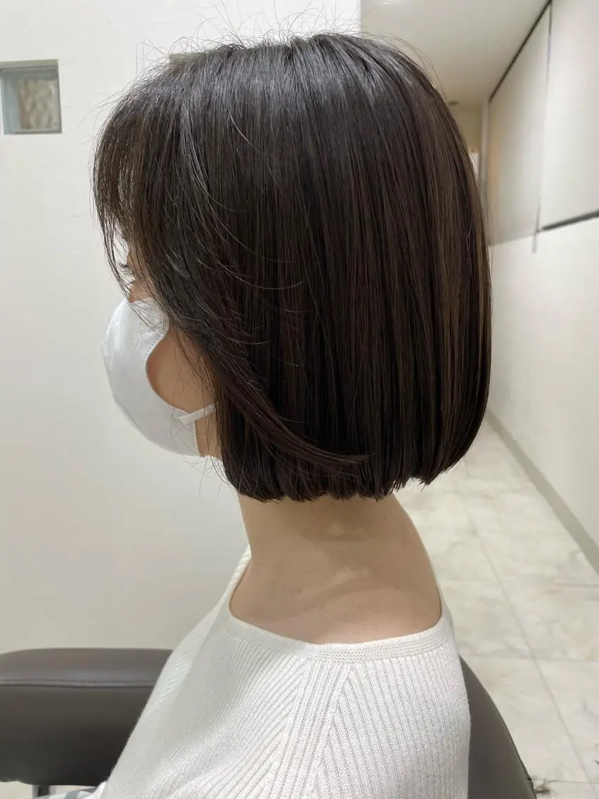 ショート ボブ 新村 華奈絵のヘアスタイル