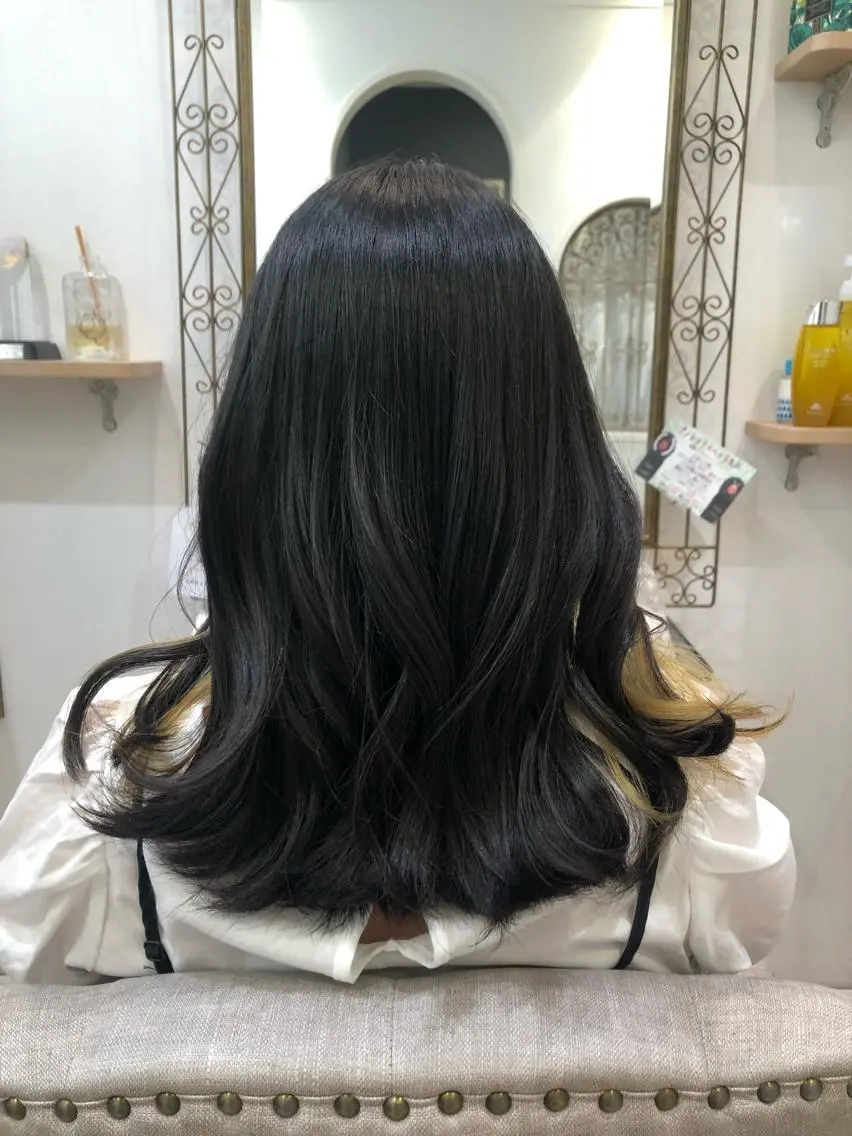 ロング カット ヘアカラー MYA 🤍kanaのヘアスタイル