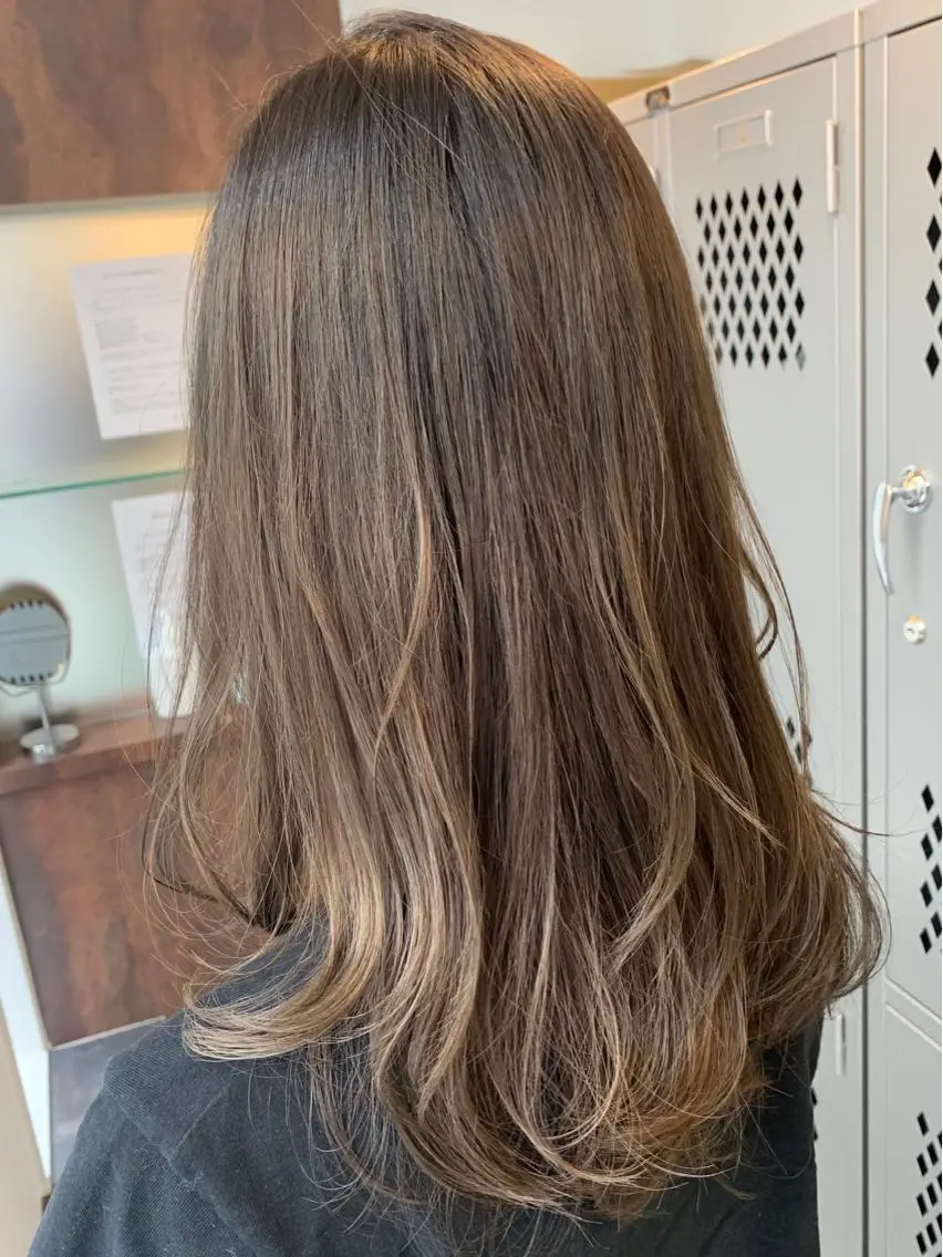 ミディアム カラー WISTERIA P LUS1 ikumiのヘアスタイル