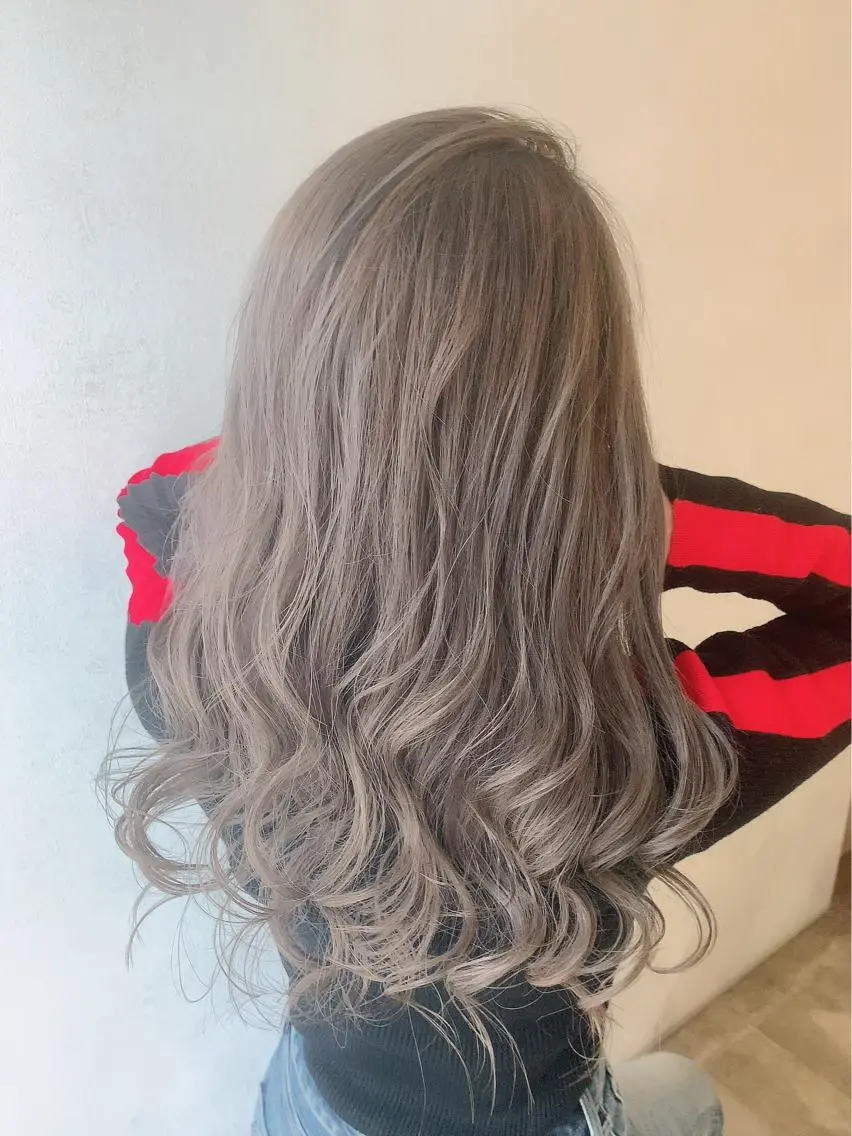 ロング 市村 正義のヘアスタイル