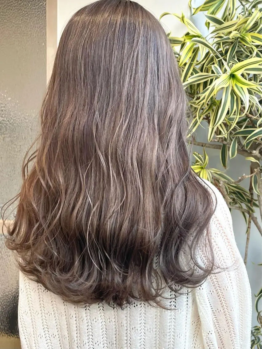 ロング カラー アッシュ ブリーチ ピンクカラー ピンクアッシュ モデルさん募集中IT byALBUM八王子のヘアスタイル