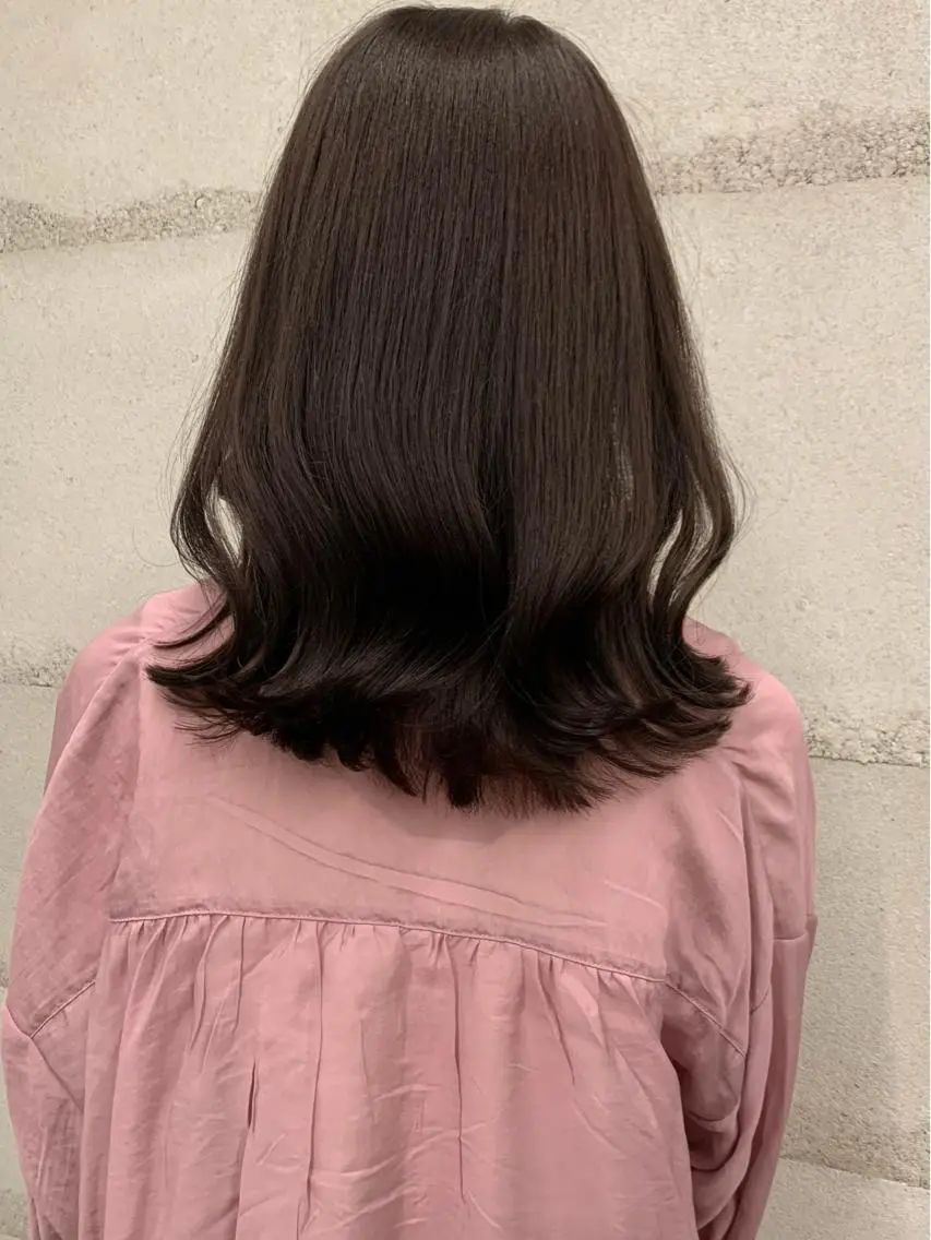 ミディアム カラー カット ヘアカラー トリートメント 透明感/オリーブ/ グレージュ/YUKAのヘアスタイル