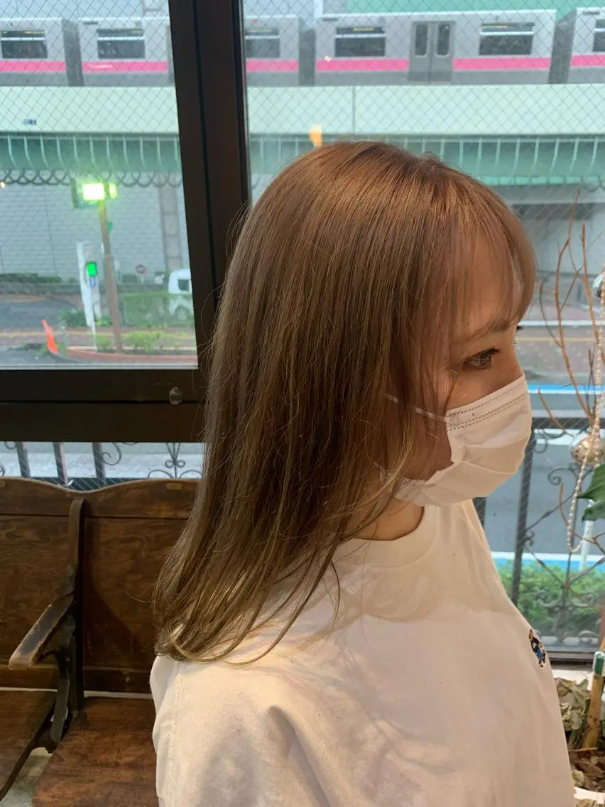 ミディアム カラー ベージュカラー カット パーマ トリートメント ヘアセット 金子 廉のヘアスタイル