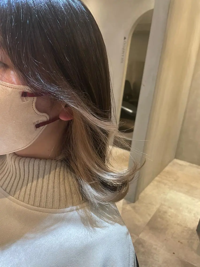 ショート 複雑履歴に対応ブリー チ無しダブルカラーのヘアスタイル