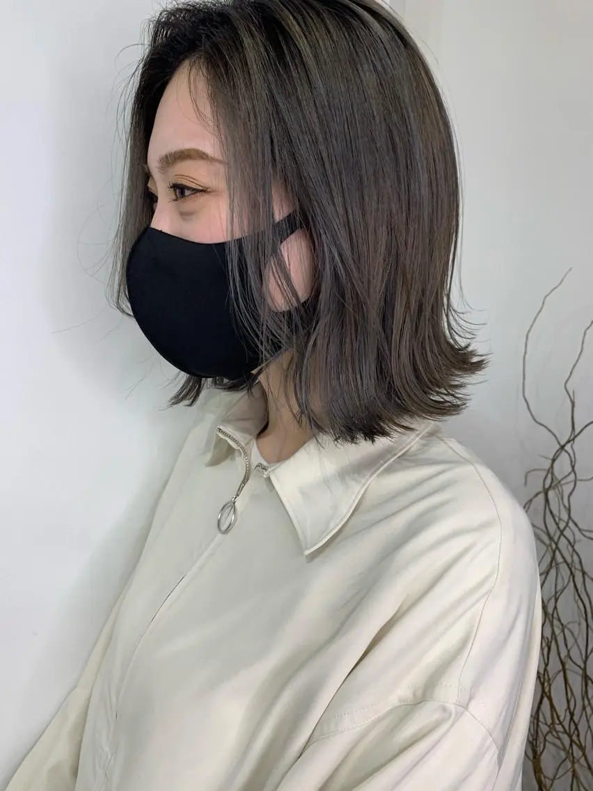 ミディアム カラー グレージュ ハイライトカラー ハイライト ヘアカラー トリートメント レイヤー/顔周り /AKARIのヘアスタイル