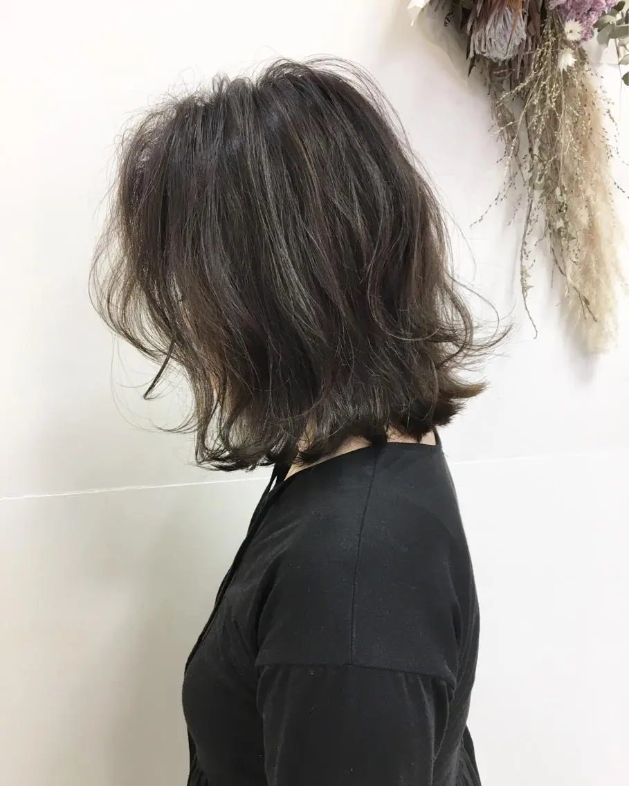 セミロング カラー タナカ タクヤのヘアスタイル