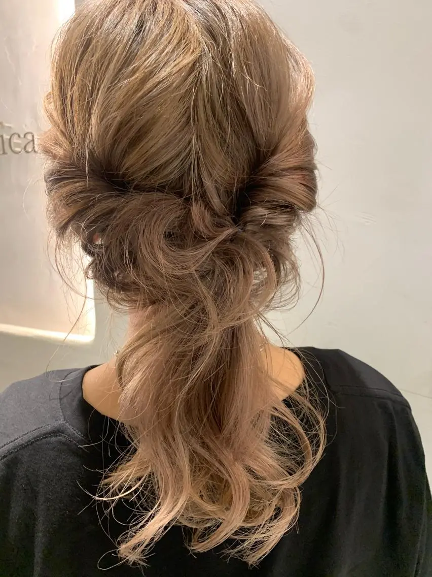 ヘアアレンジ 透明感/レイヤー スタイル🤎mamiのヘアスタイル