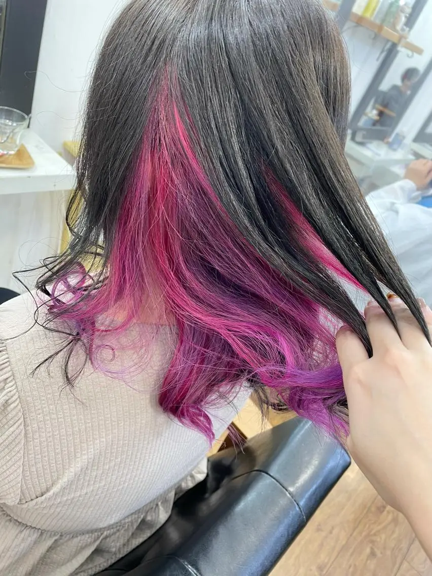 ロング 青木 優歩のヘアスタイル