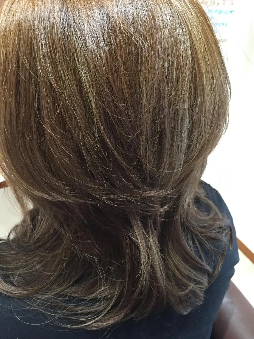 ミディアム カラー アッシュ ブルーカラー ブルーアッシュ メッシュ Licola リコラのヘアスタイル