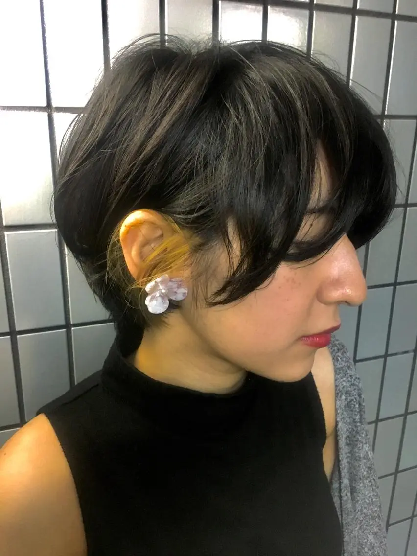 ショート カラー パーマ インナーカラー 半個室サロン🫧 ササキアヤカのヘアスタイル