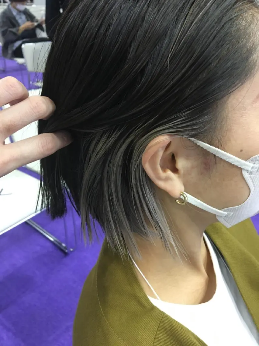 カラー ヘアカラー トリートメント 箕面駅徒歩7分カプロ 三好美鈴のヘアスタイル