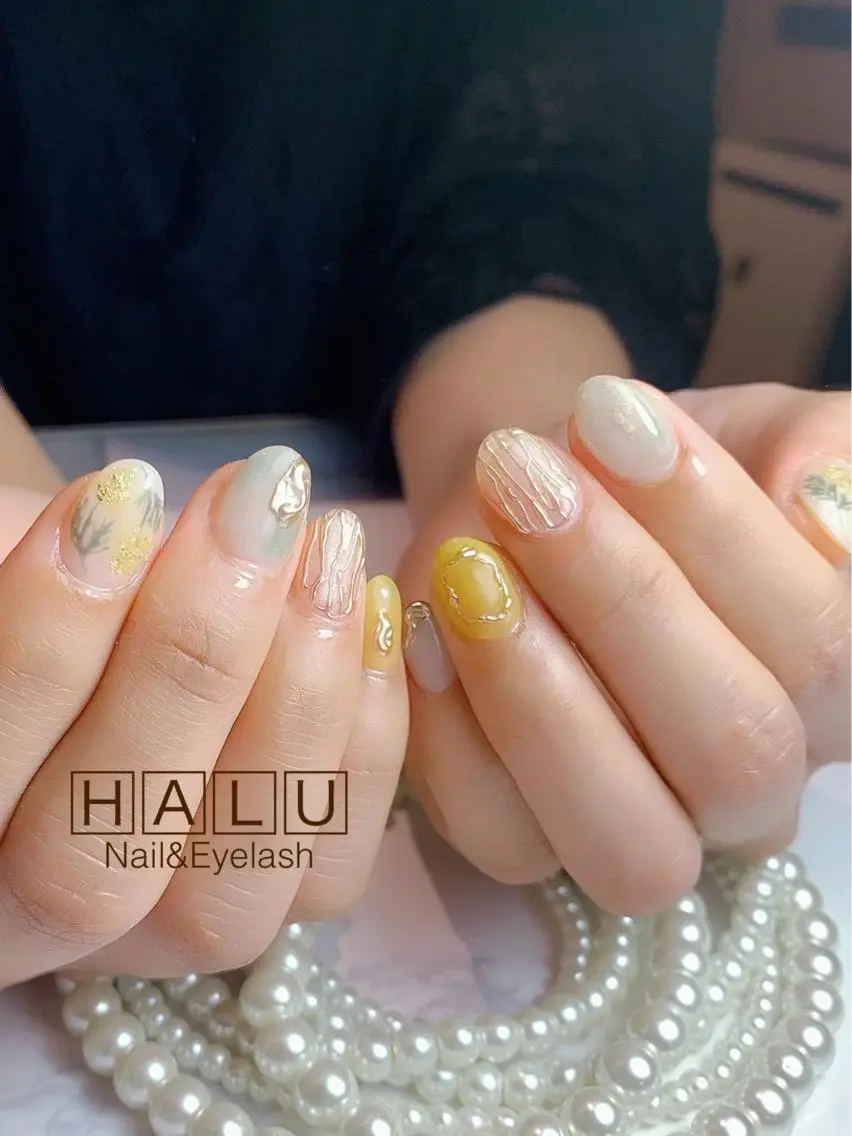 ネイル ミラーネイル ニュアンスネイル HALU ハルのネイルデザイン