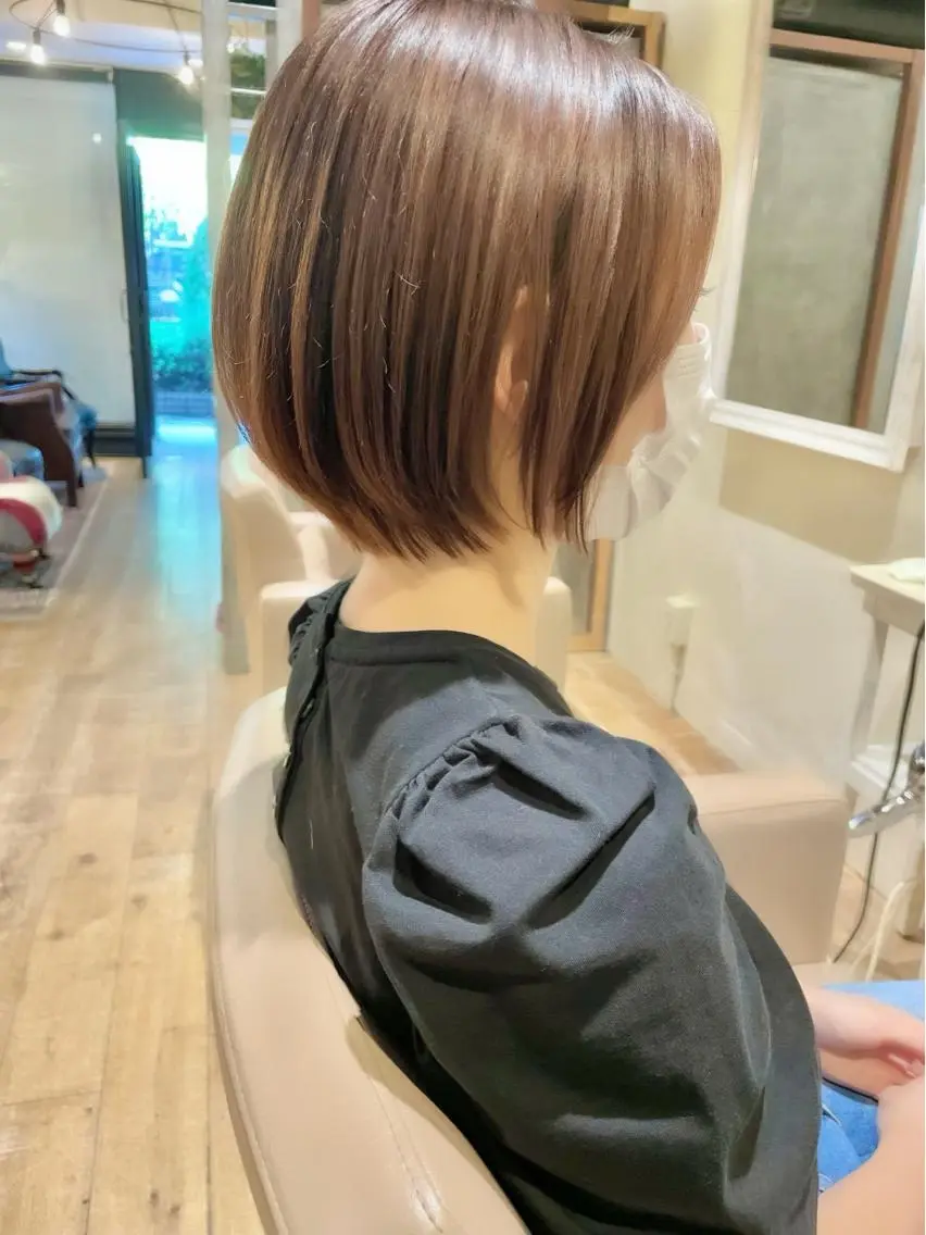 ショート カラー ショート ボブ 梅田 木戸健人のヘアスタイル