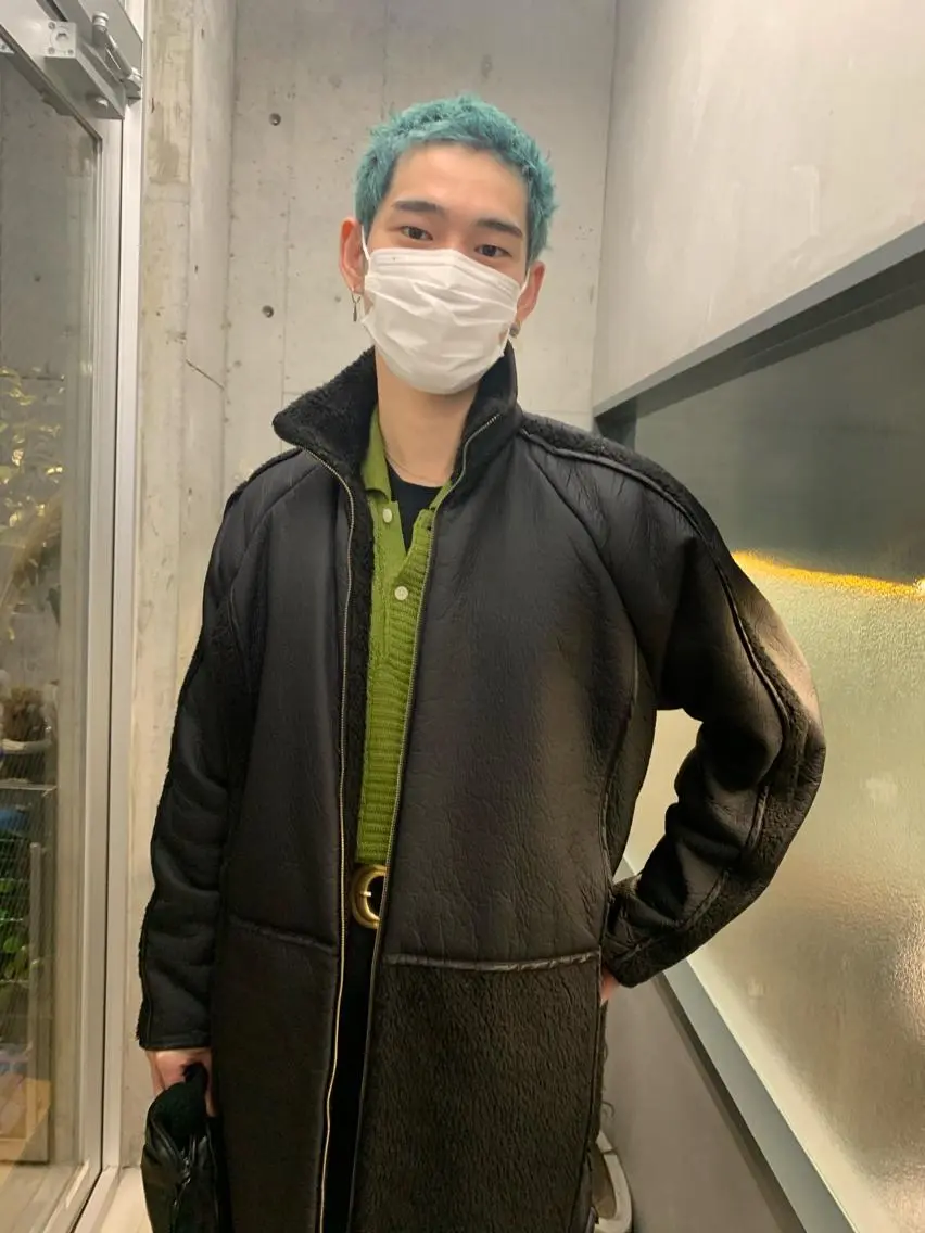 ショート カラー ブルーカラー ハイトーンカラー カット 縮毛矯正 sakoda shunkiのヘアスタイル