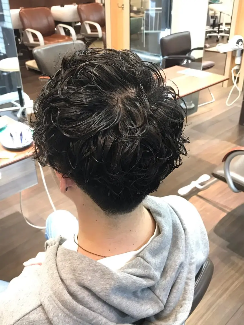 ショート 西川 佑樹のヘアスタイル